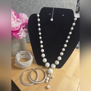 White Beaded Necklace Jewelry Set